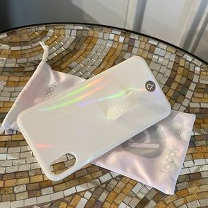 XS Max Opal Loopy phone case.